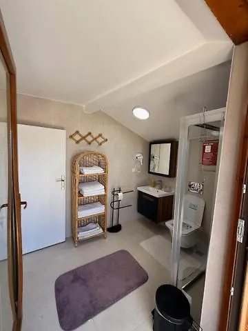 Mavi & Ani Pansiyon Antalya