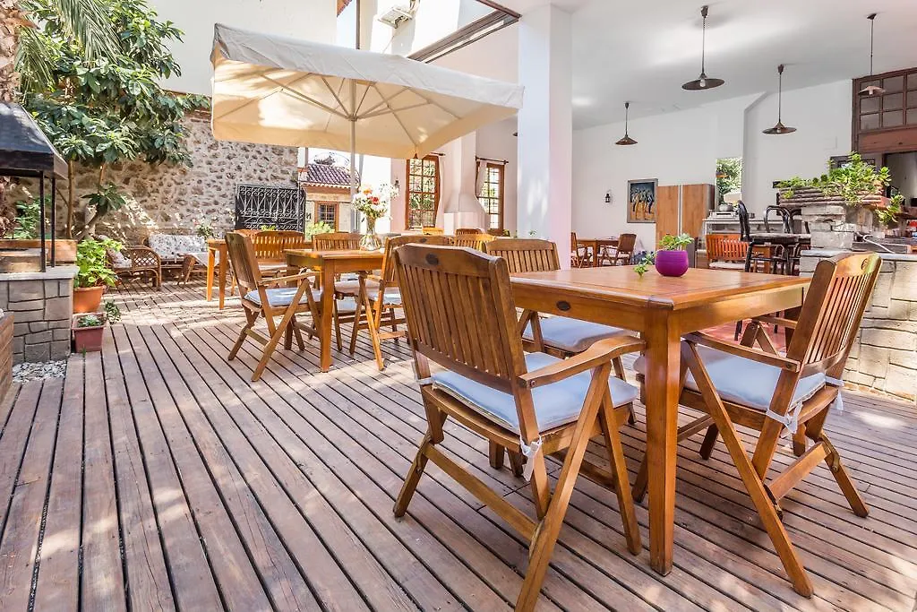 Mavi & Ani Pansiyon Antalya