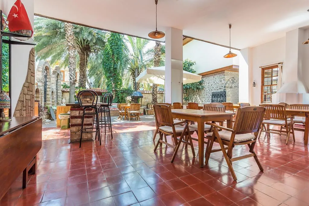 Hotel Mavi & Ani Pansiyon Antalya